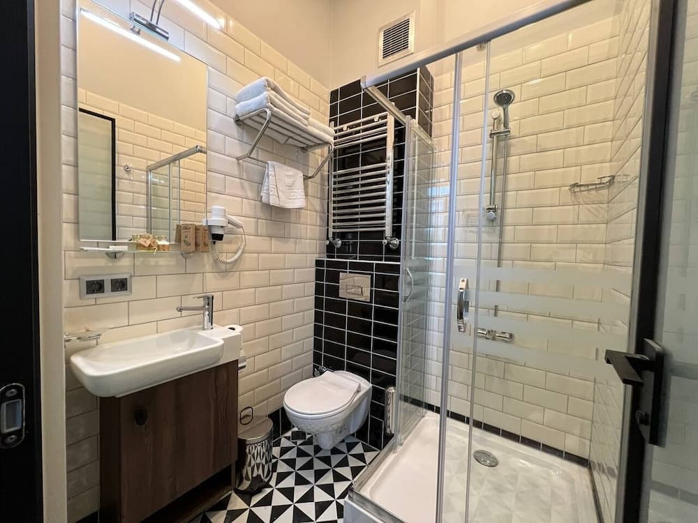 Rafinn Otel - Image 4