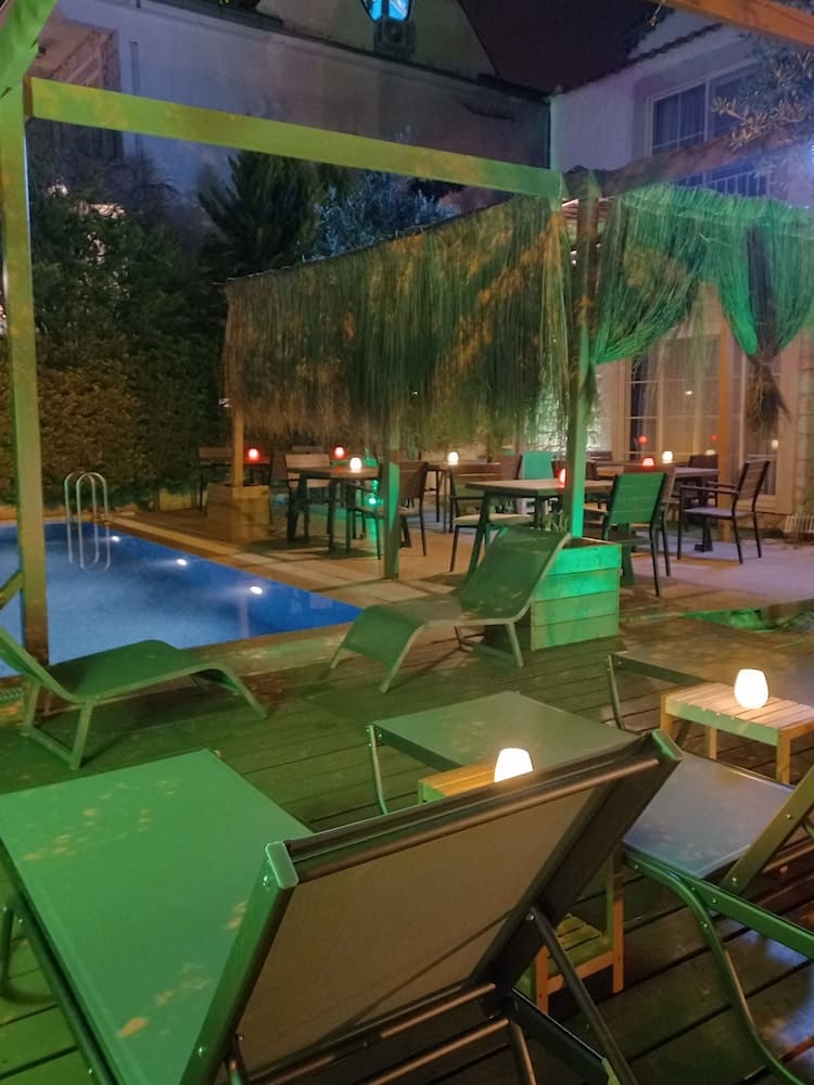 Alaçatı Otel Rebetiko - Image 2