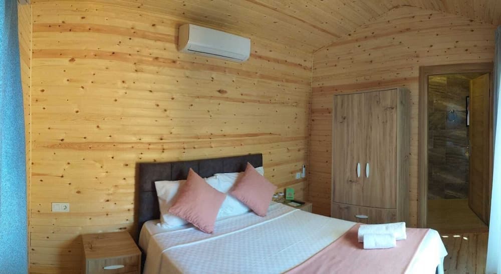 Infinity Ruby Hotel - Image 3