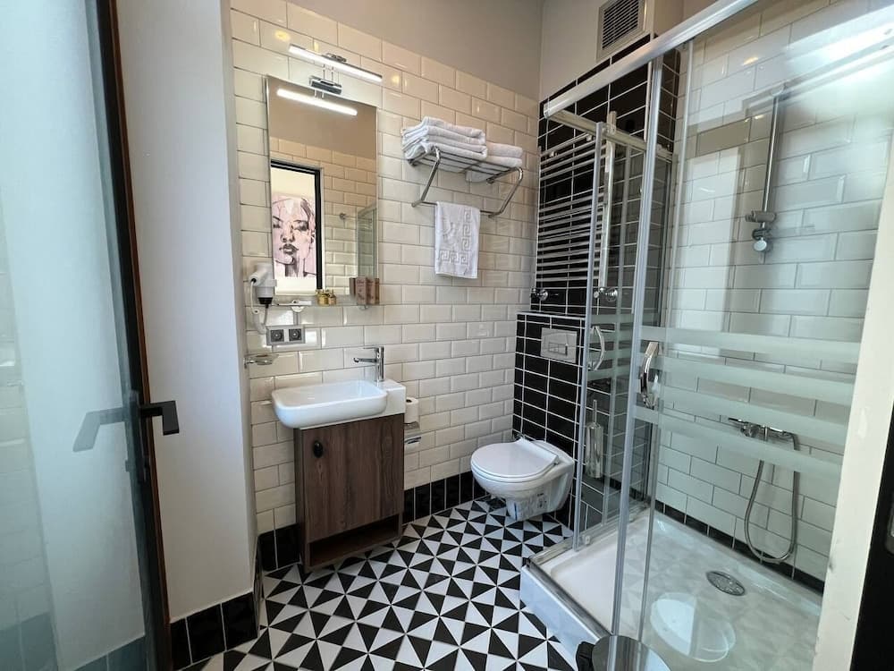 Rafinn Otel - Image 3