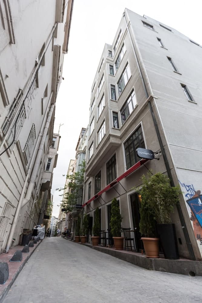 Bankerhan Otel - Image 1