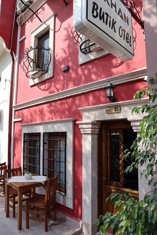 Akhan Butik Otel - Image 1