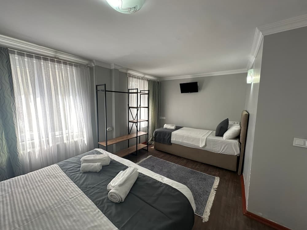 Rose Bouquets Otel - Image 4