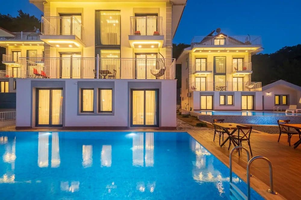 Monastery Suites Hotel - Image 1