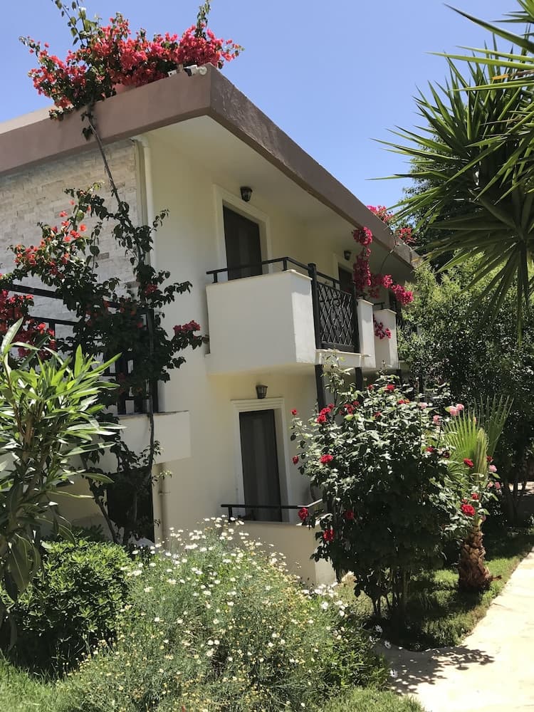 Dardanos Otel - Image 1