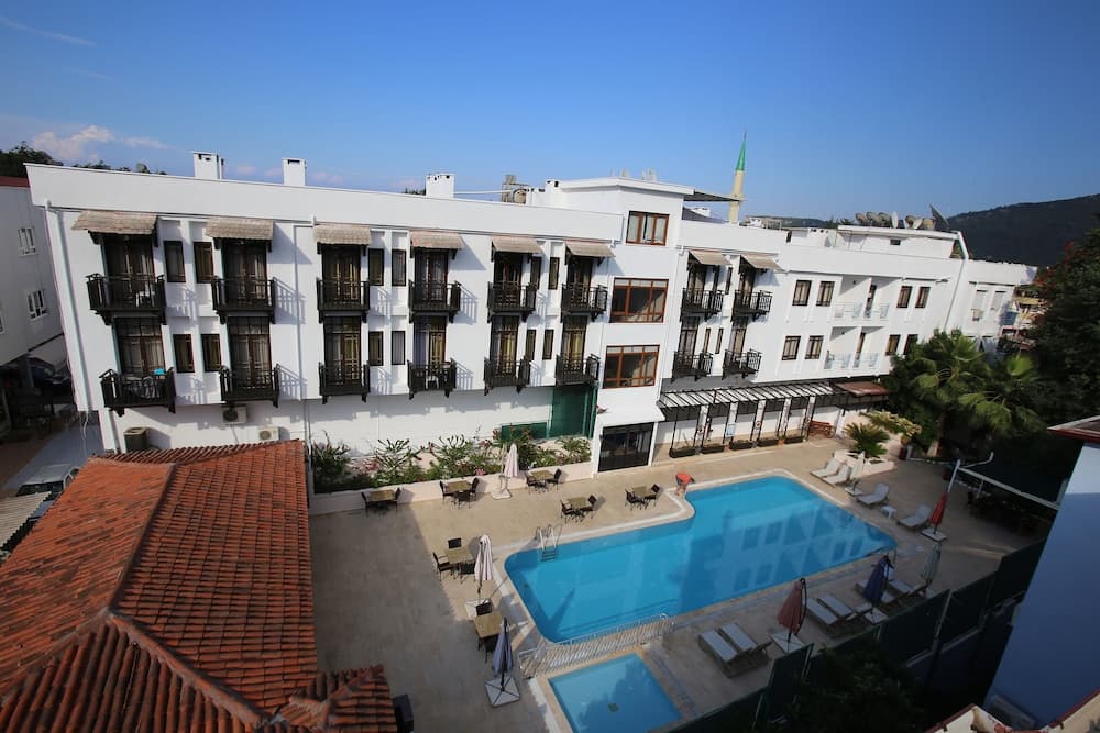 Melissa Moment Apart - Image 1