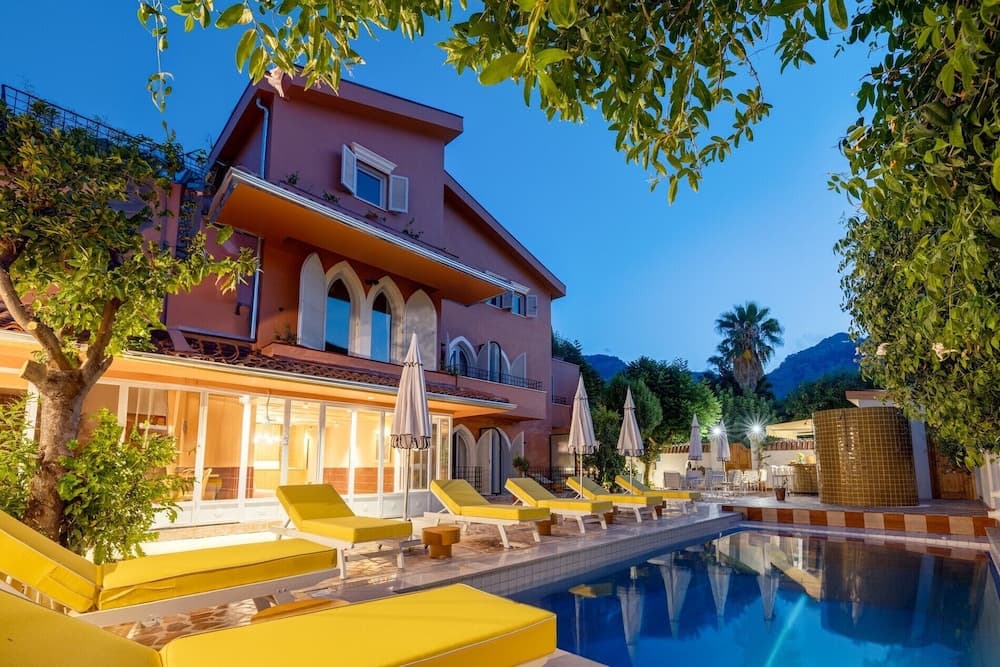 Yonca Anjelika Hotel - Image 1