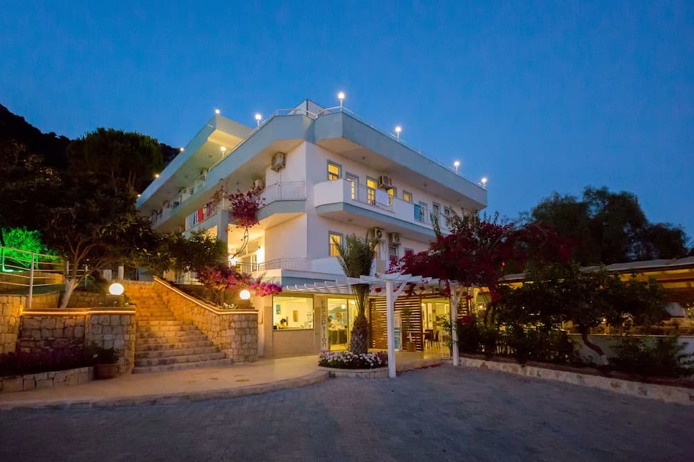 Kas Marin Hotel - Image 1