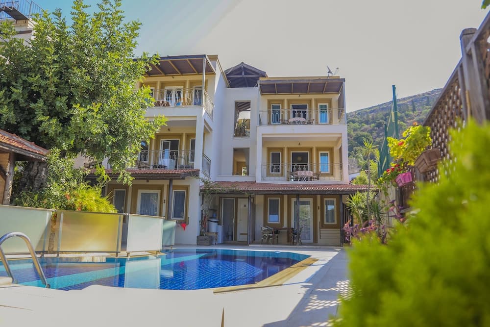 Ege Kapısı Otel - Image 1