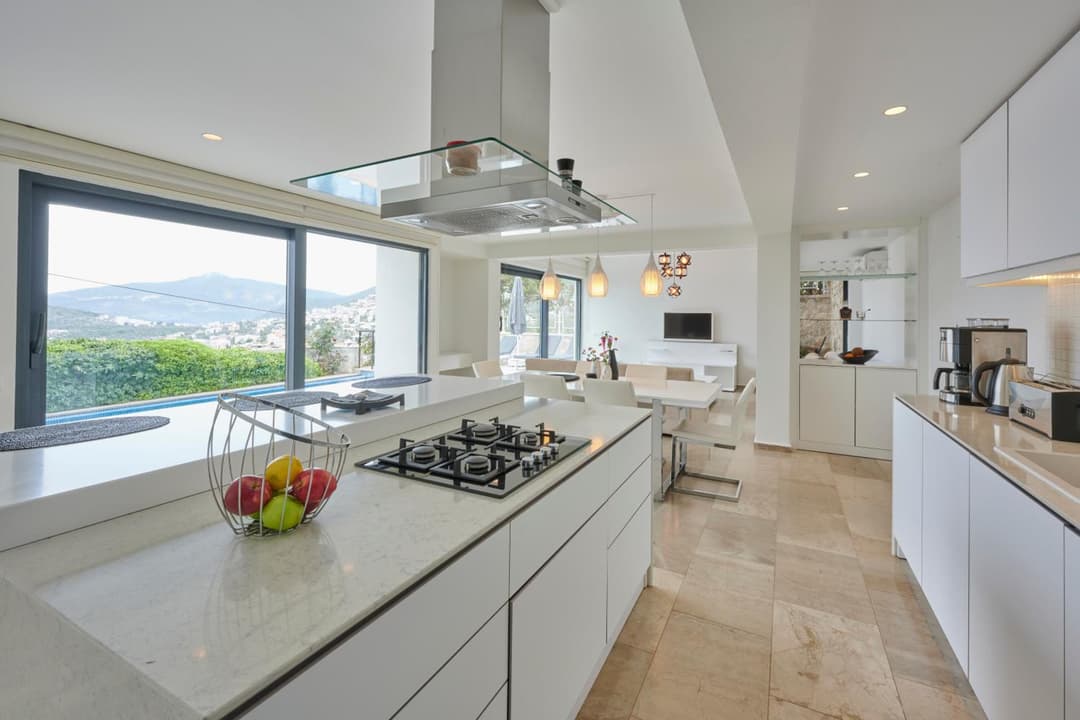 Luxus Villa Skyla mit 5 Schlafzimmern & Meer-Blick fotoğrafı