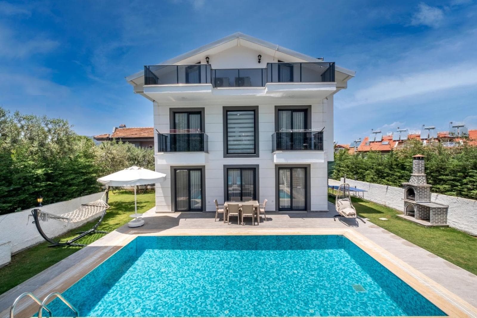 Modern newly built 4 bedroom villa with pool and garden in Central Hisaronu - Image 1