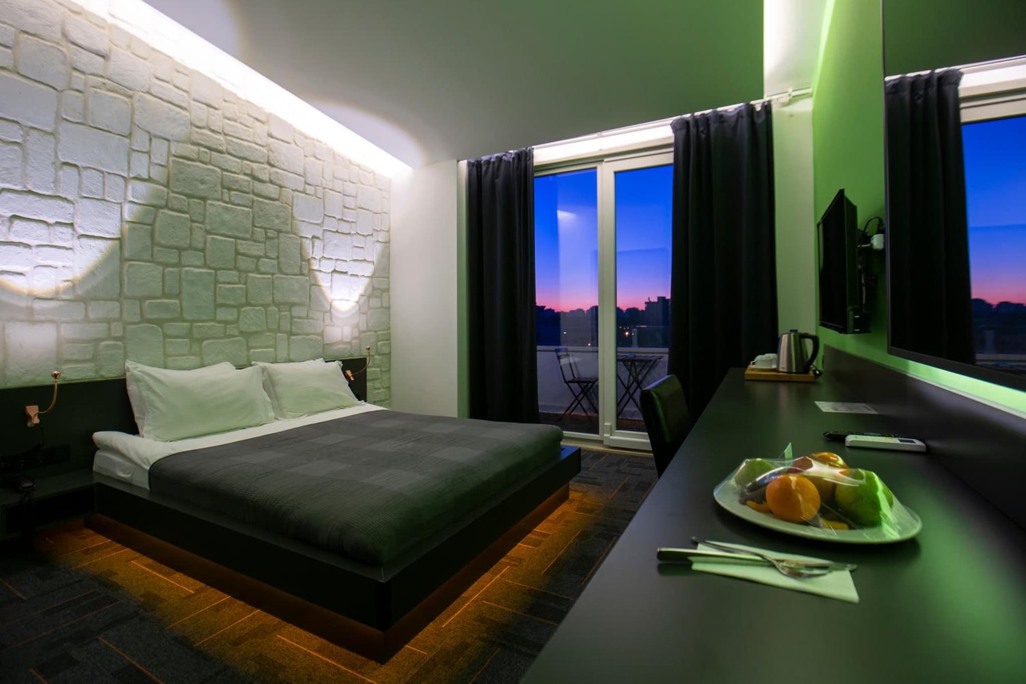 Mene City Hotel - Image 2