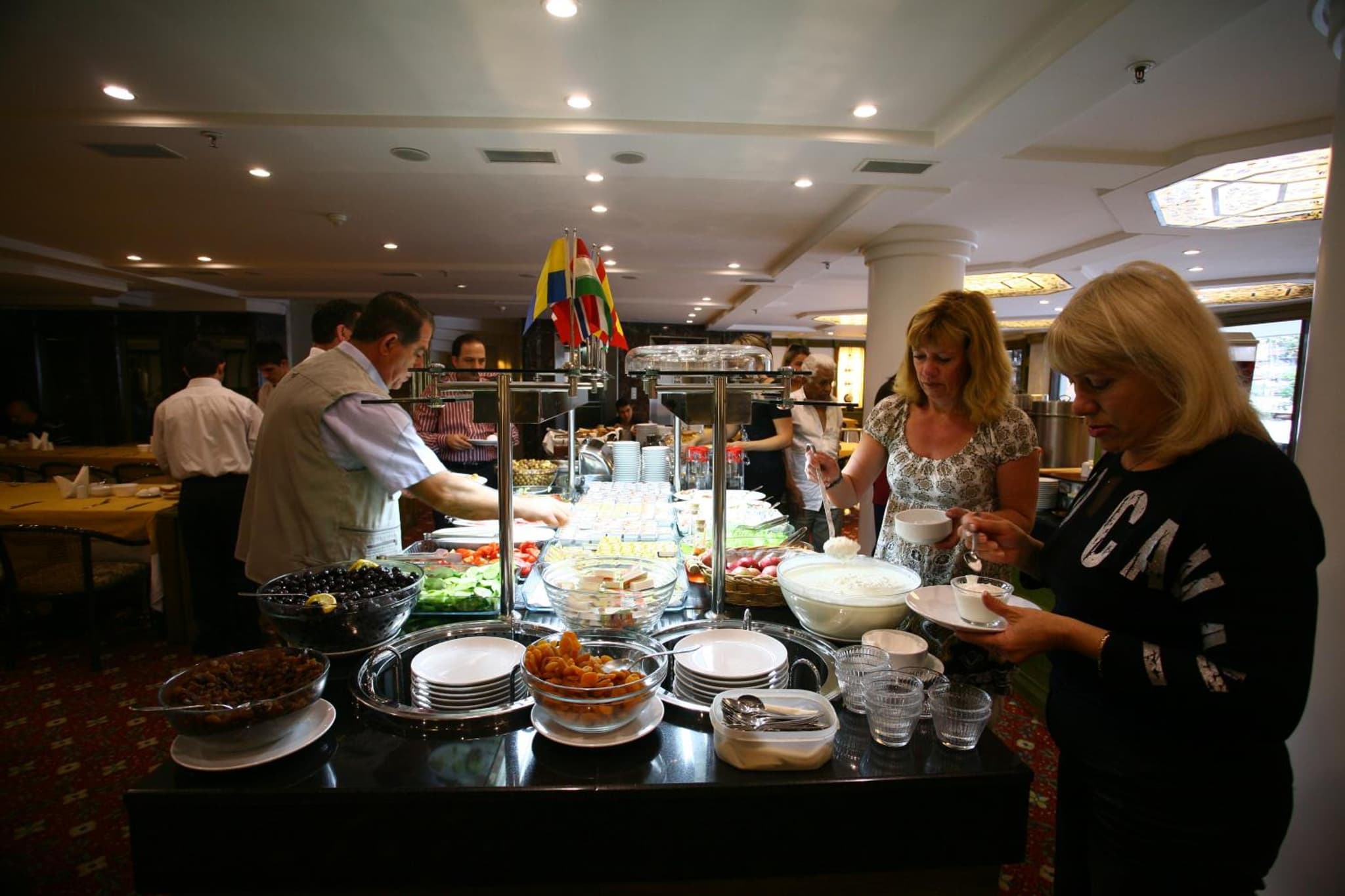 Istanbul Royal Hotel - Image 3