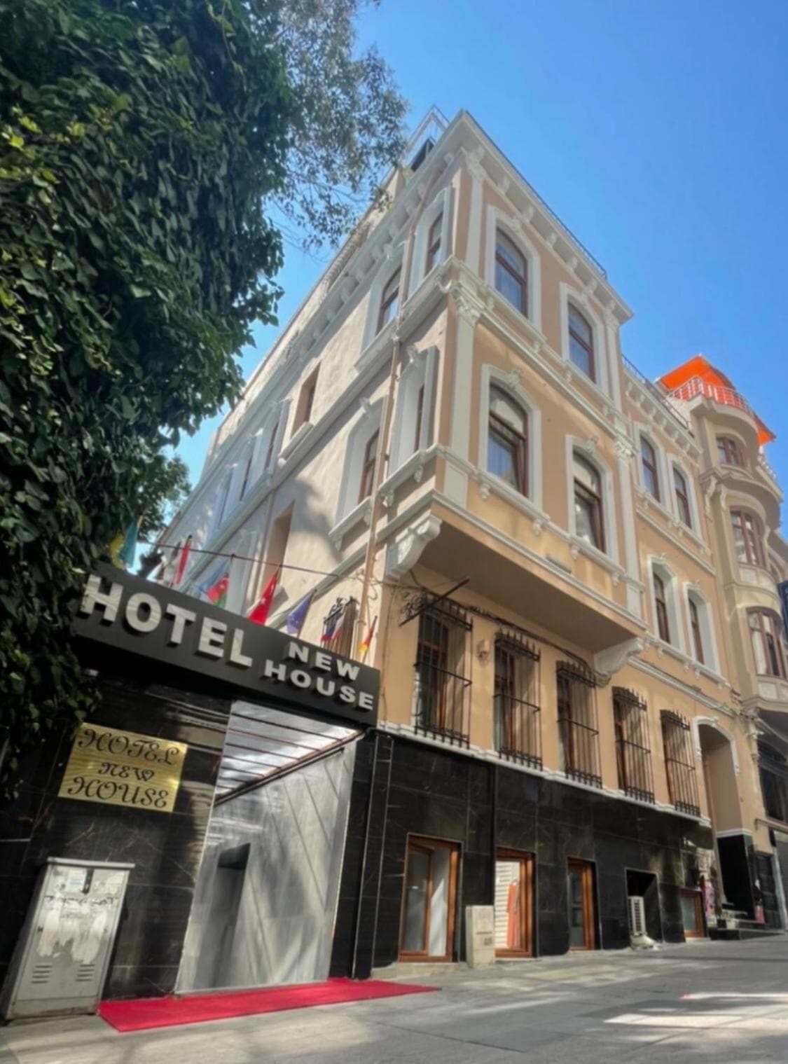 Hotel New House - Image 2