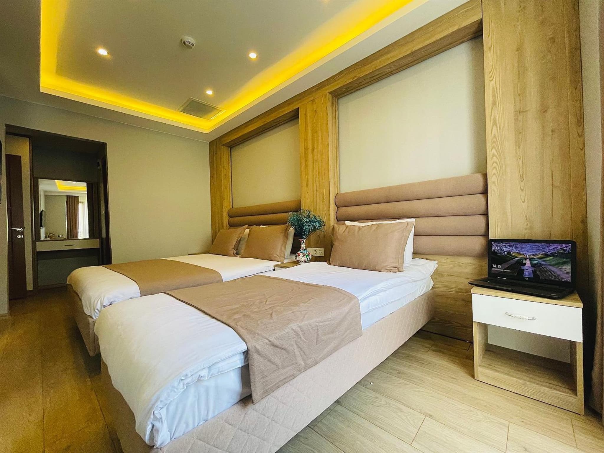 Zem Hotel - Image 4