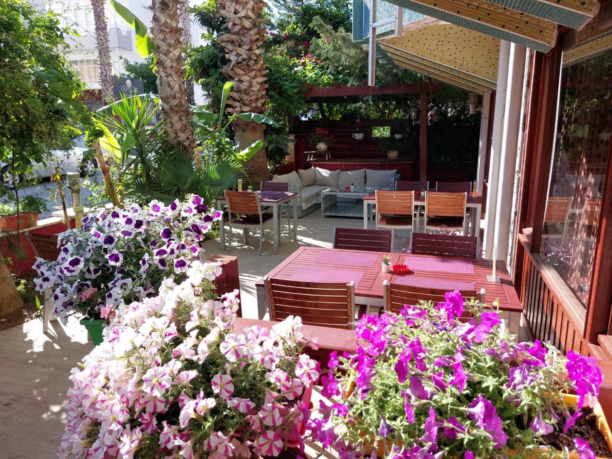 Beyaz Melek Otel - Image 1