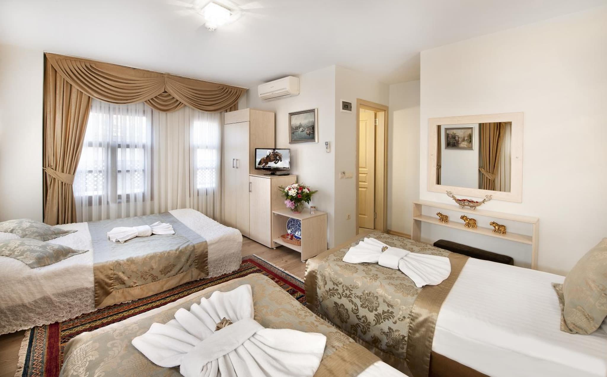 Sultan House - Image 4
