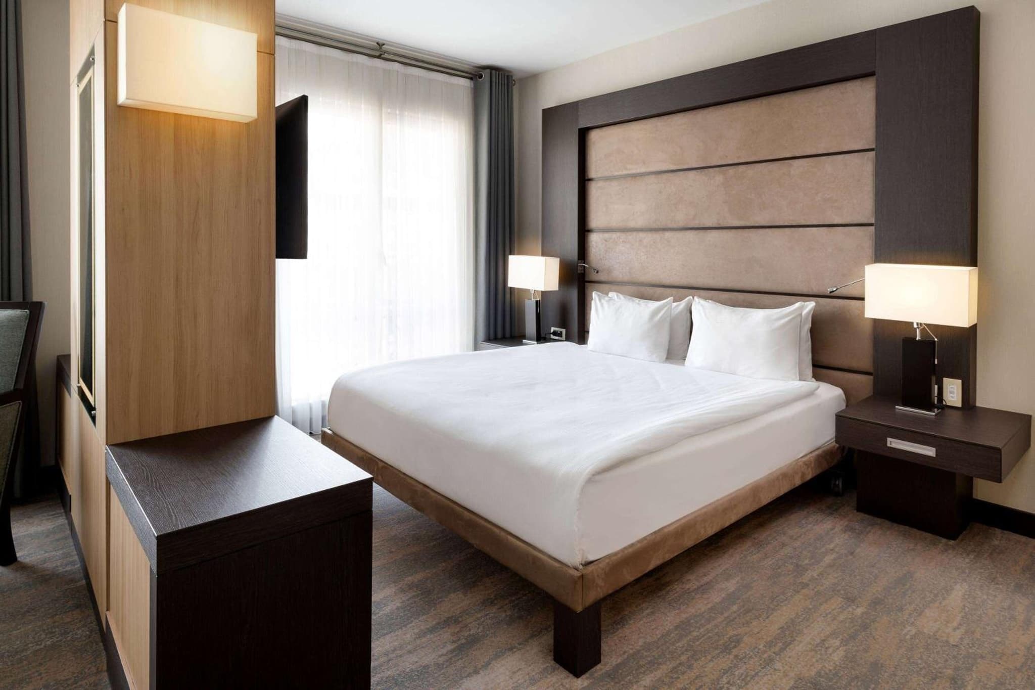 Ramada Plaza By Wyndham İstanbul Şehir Merkezi - Image 1