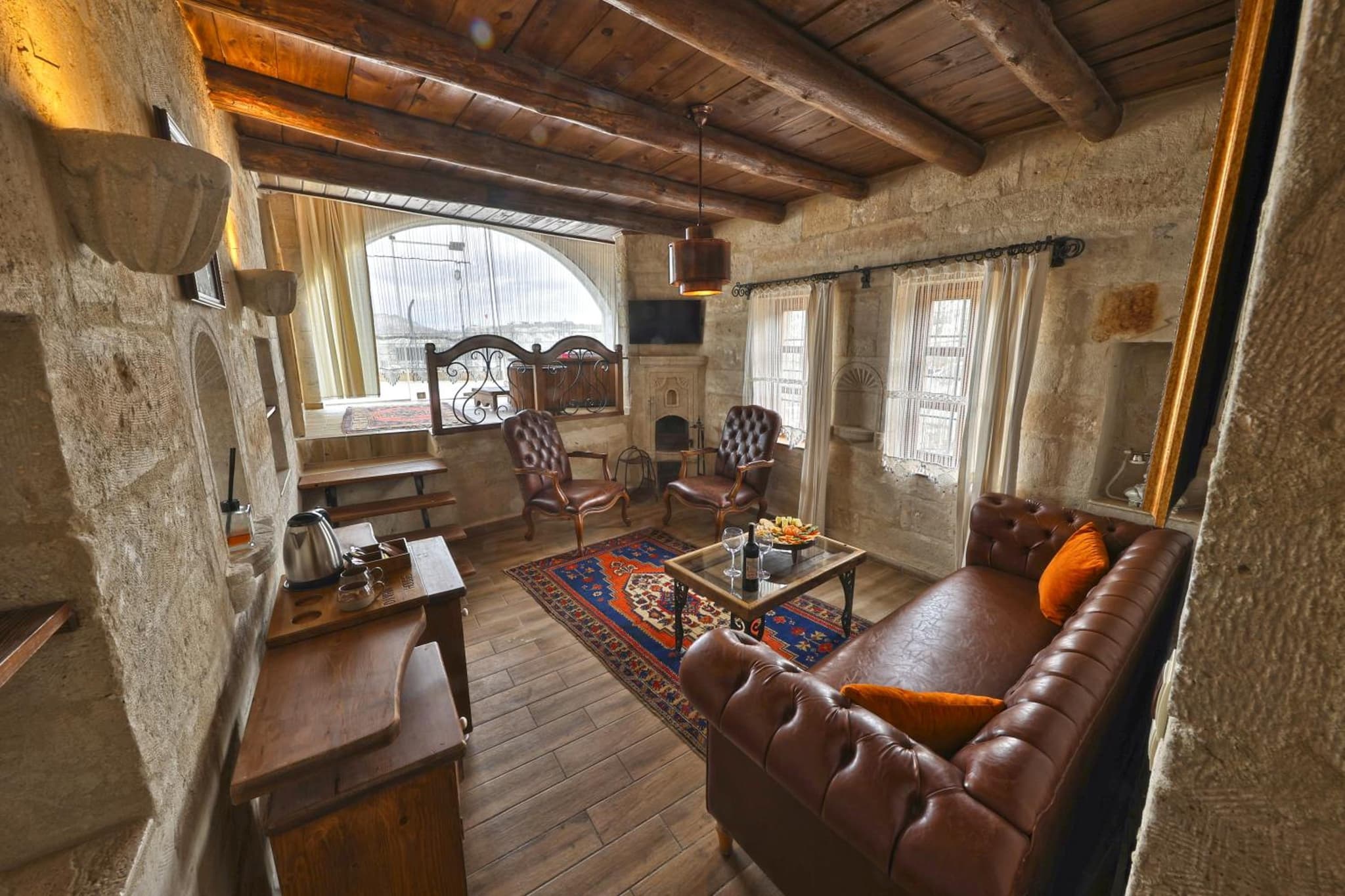Divan Cave House - Image 4