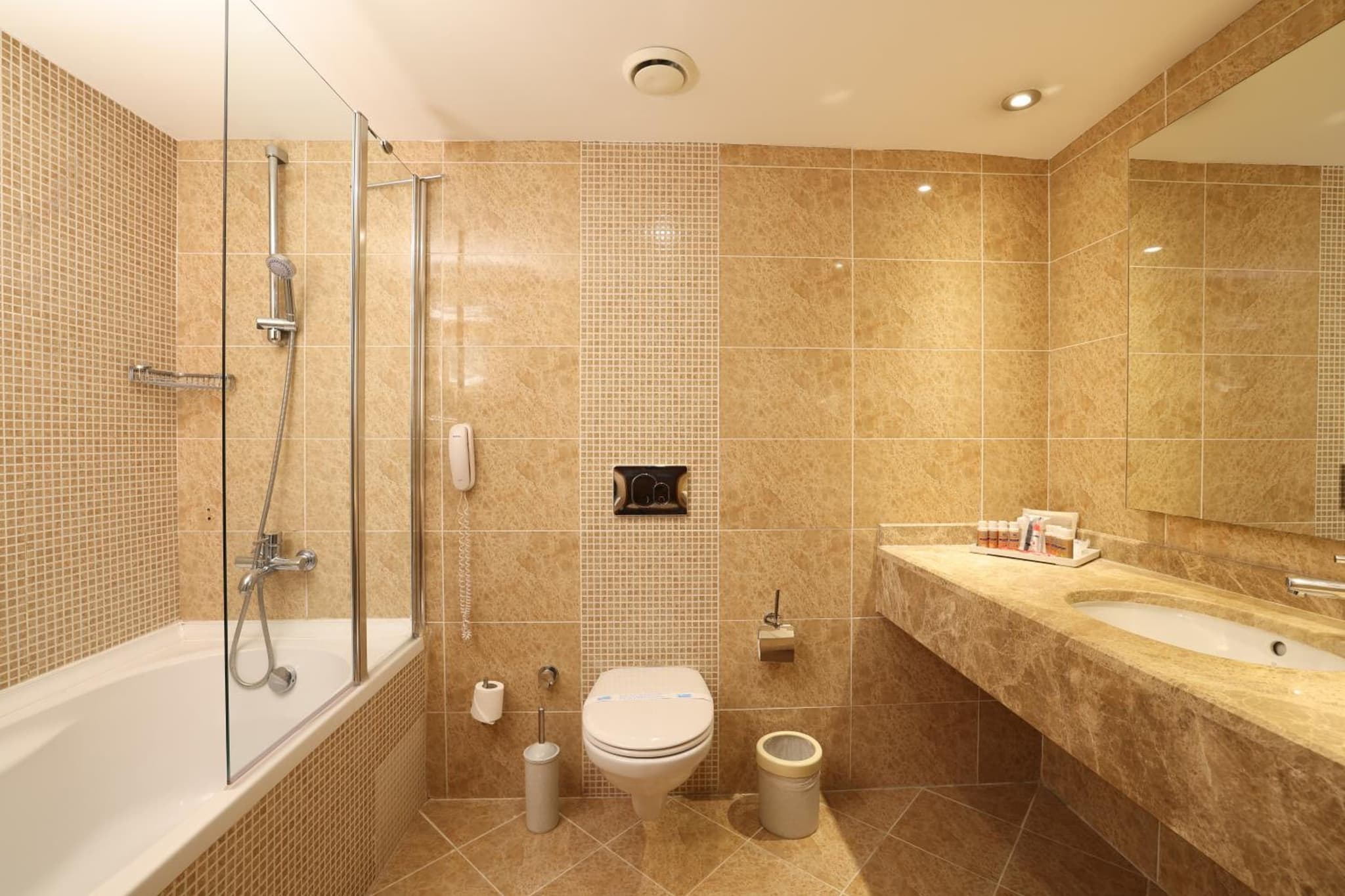 Crystal Prestige Elite - Image 1