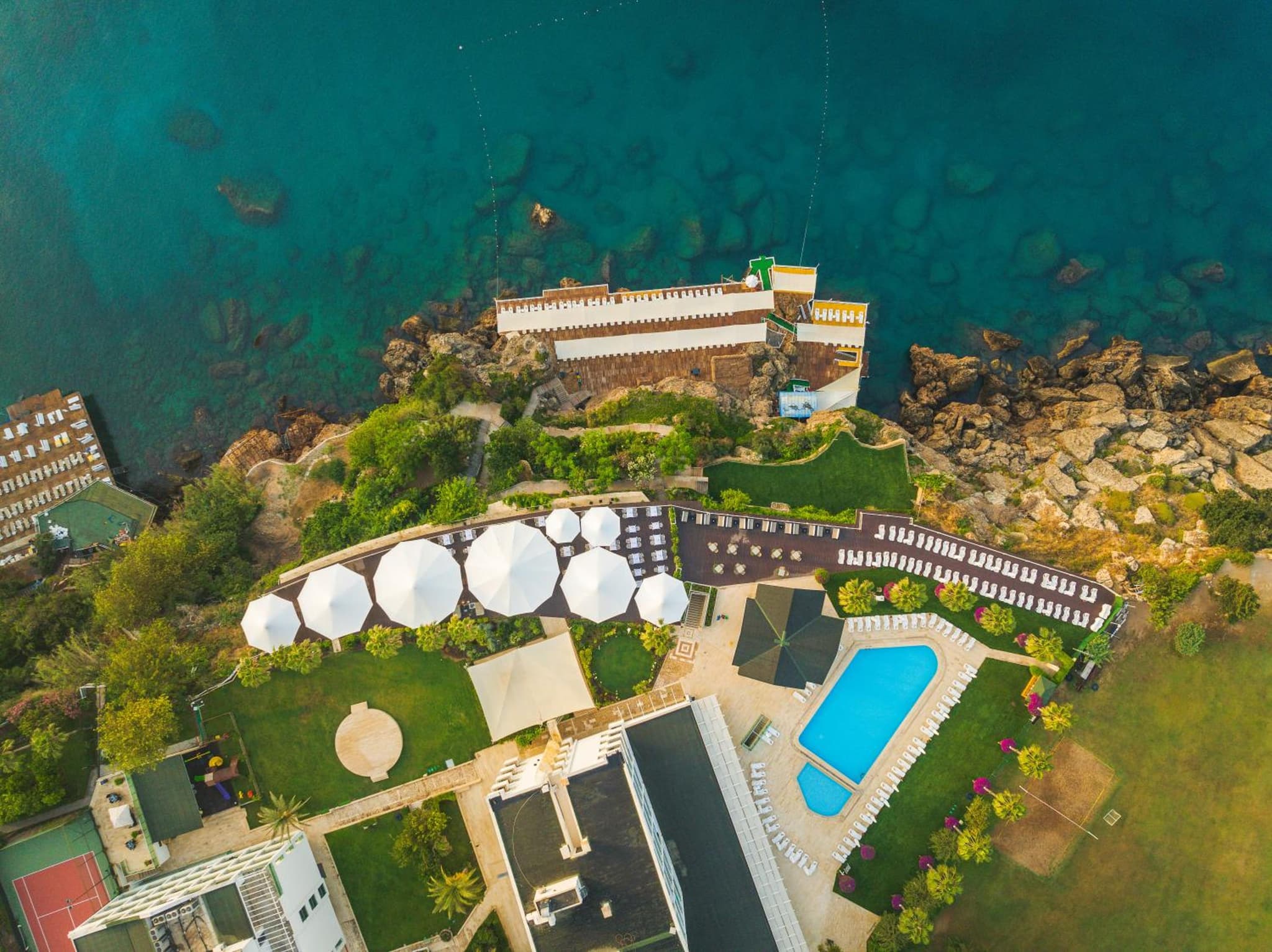 Falcon Otel - Image 2