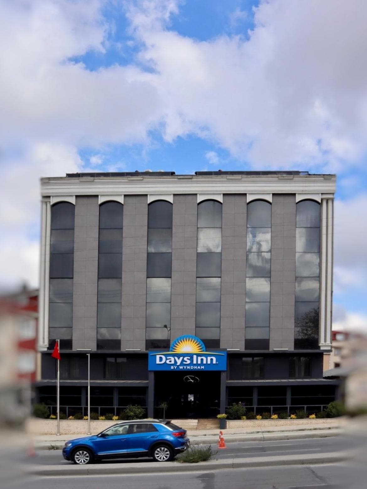 Istanbul New Airport Otel Trademark Collection by Wyndham - Image 1