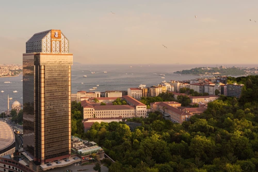 The Ritz-Carlton, İstanbul - Image 1