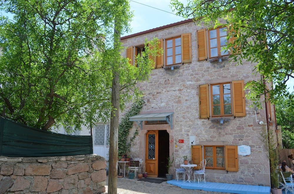 Fragrante Otel - Yetişkinlere Özel - Image 1
