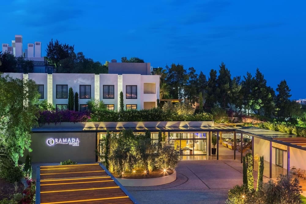 Ramada Resort by Wyndham Bodrum - Image 1