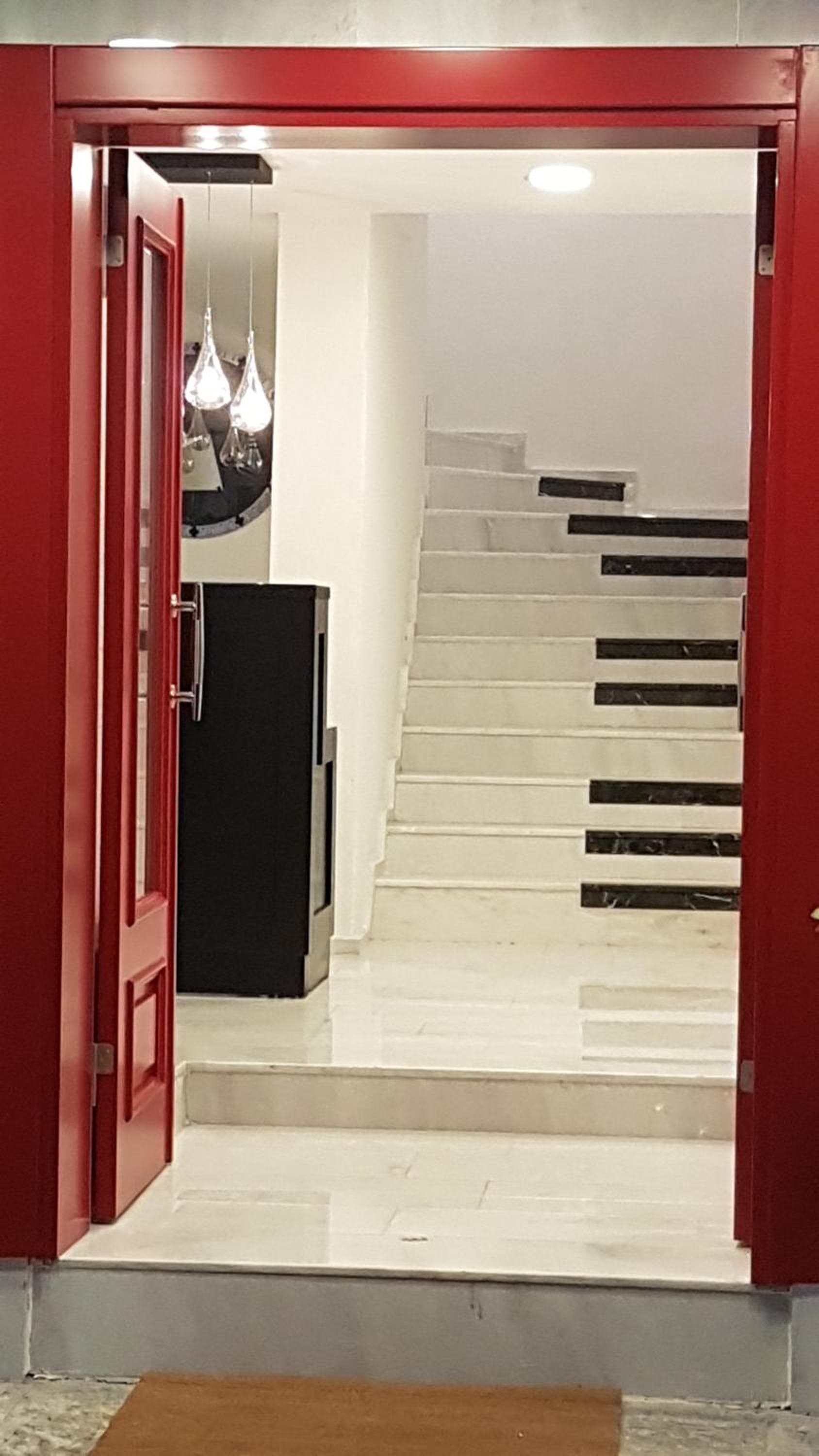 Piano Hotel - Image 4