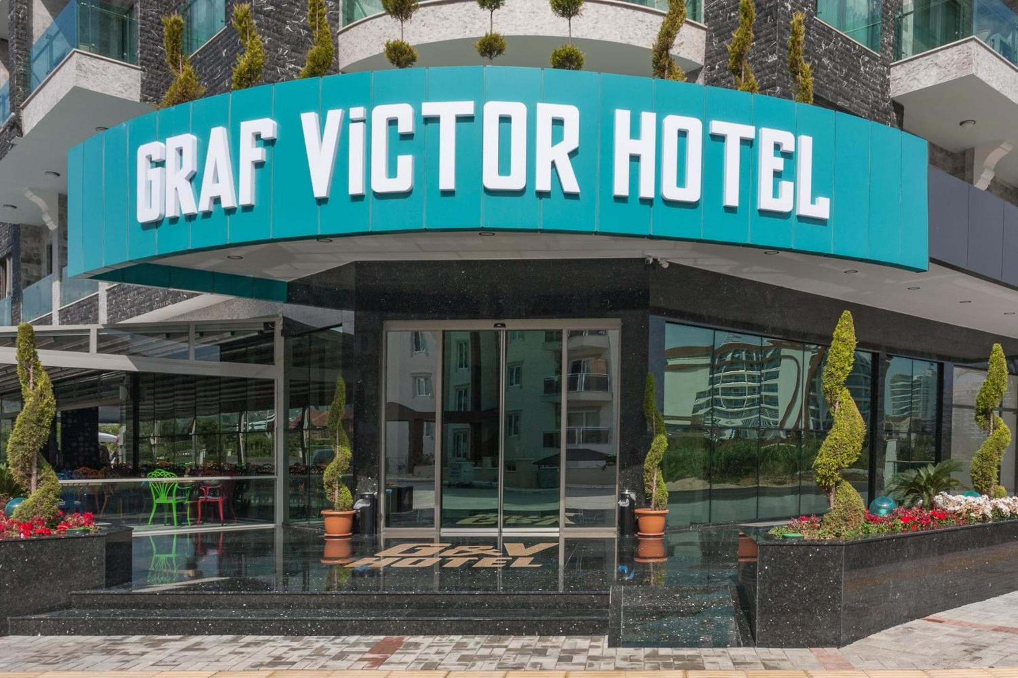 Graf Victor Otel - Image 3