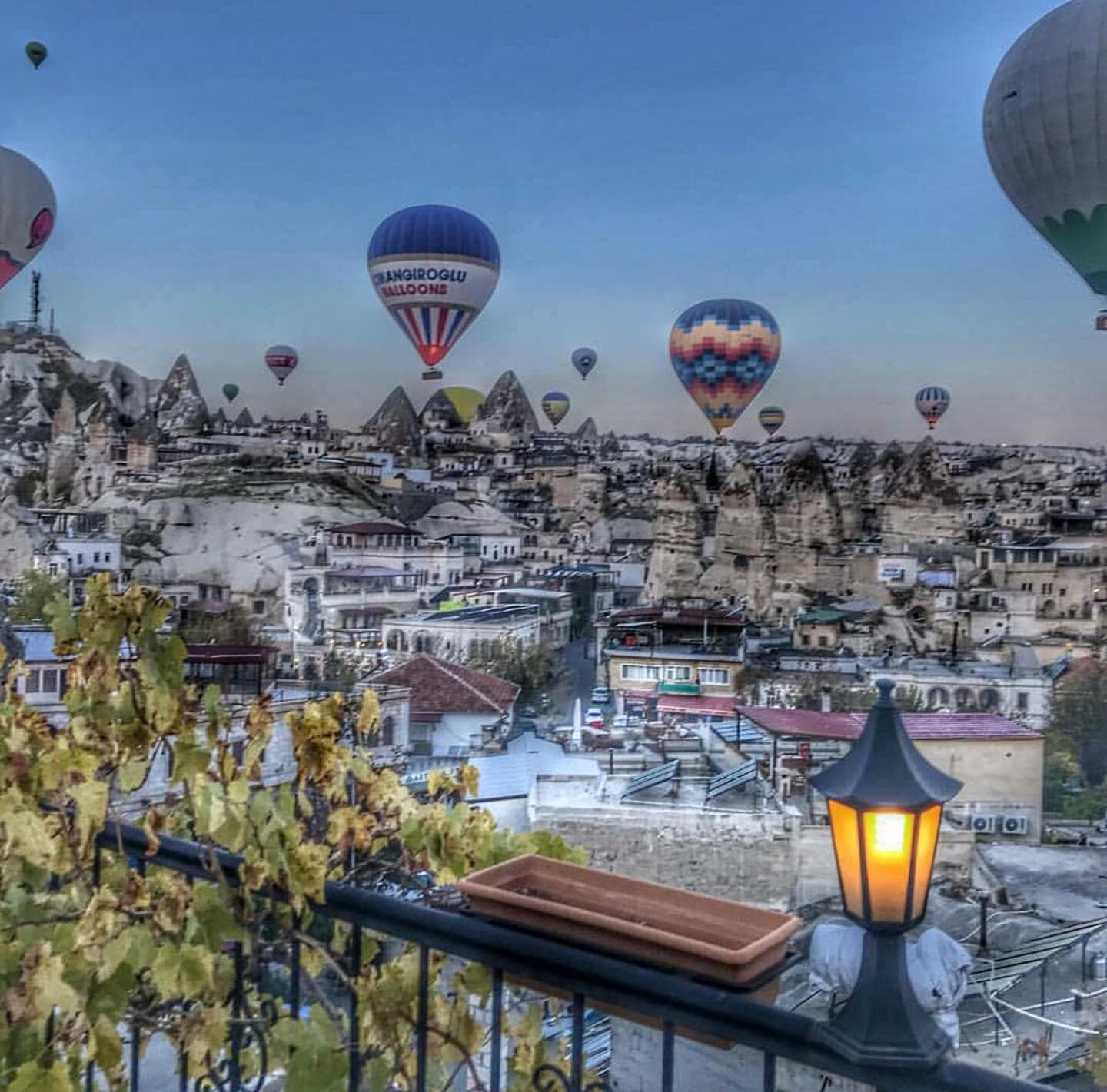 Arch Palace - Image 4