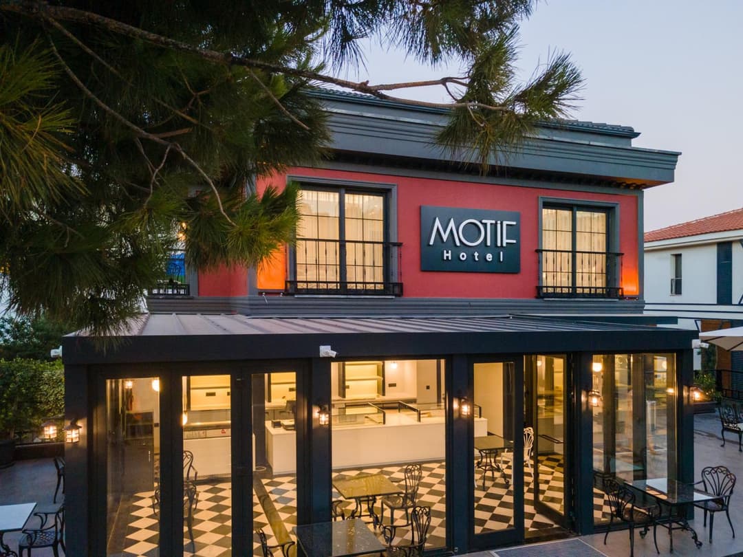 Motif Otel Çeşme
