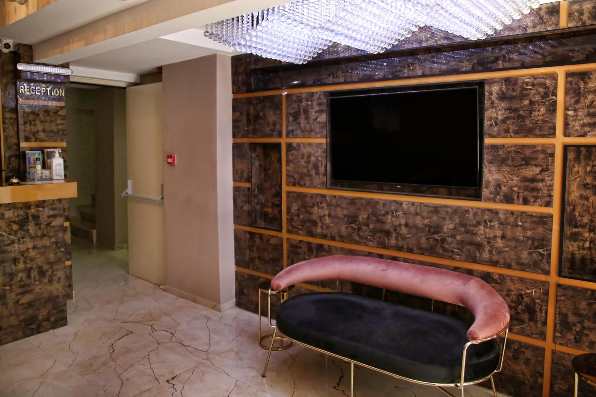 The Grand Tower Otel - Image 4