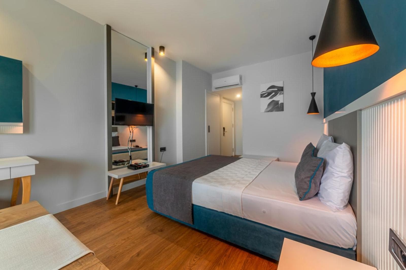 Tema 242 Otel - Image 4