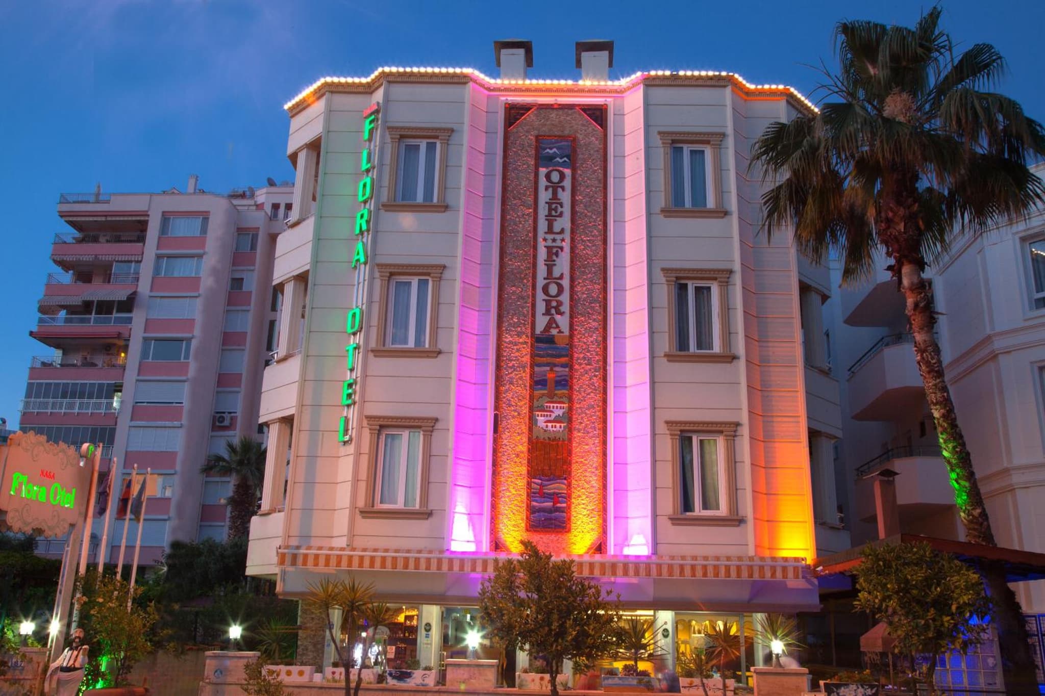 Nasa Flora Hotel - Image 1