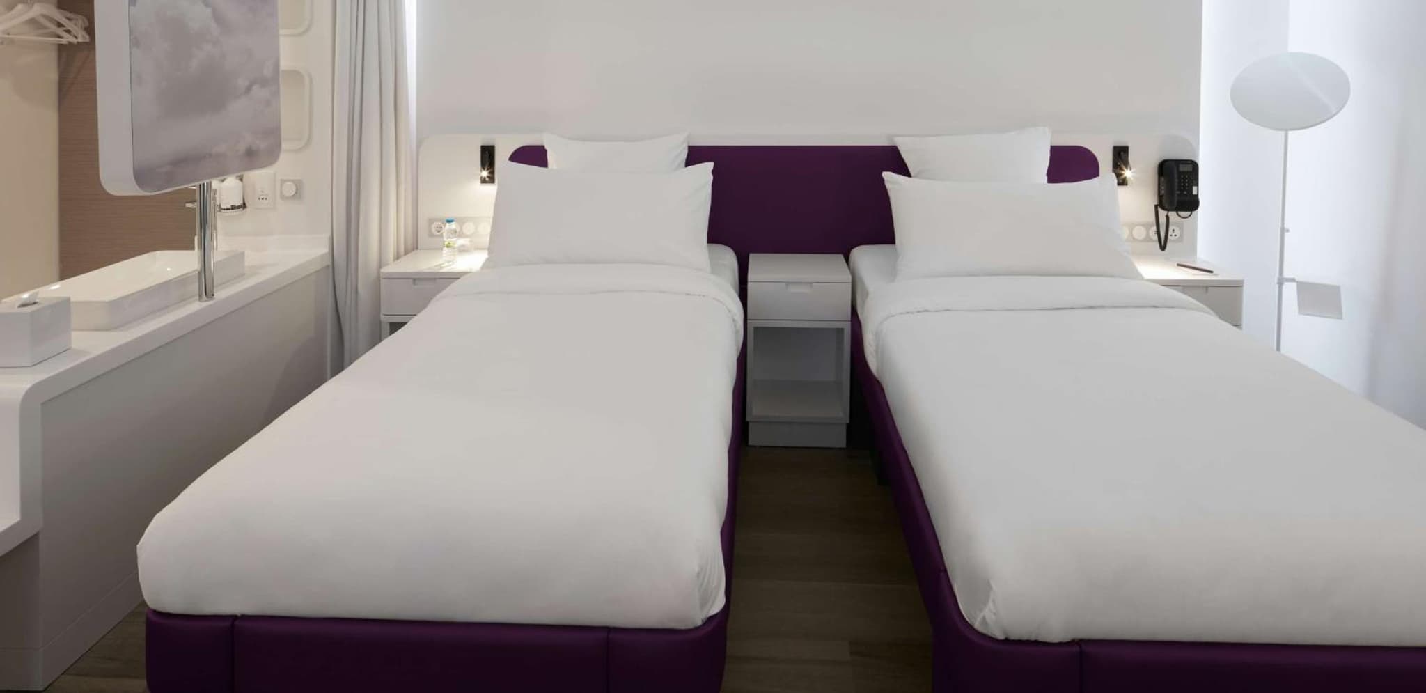 YOTEL İstanbul Havalimanı, Şehir Girişi - Image 1