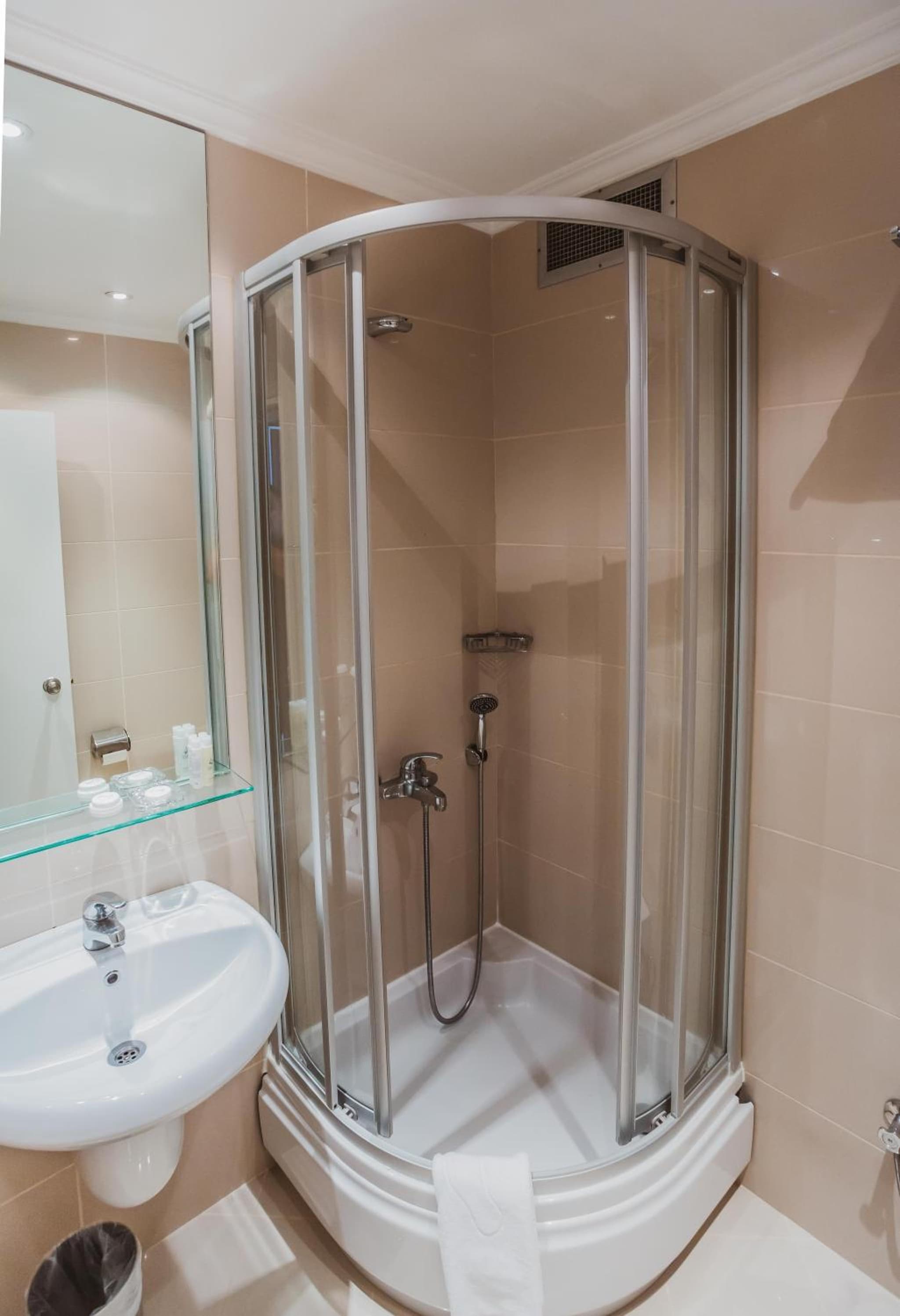 Kalyon Hotel Istanbul - Image 4