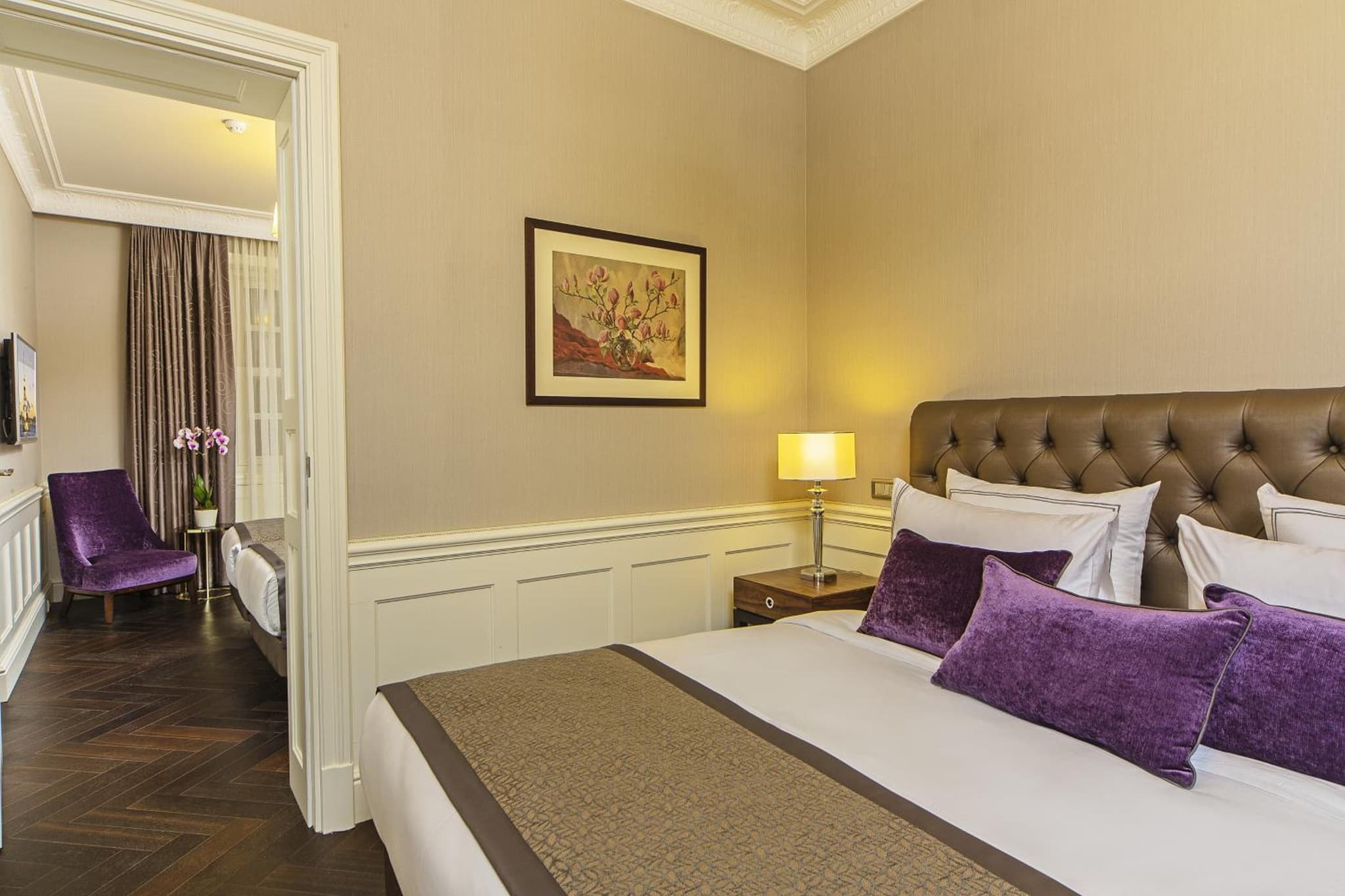 Meroddi Bagdatlıyan Otel - Image 1