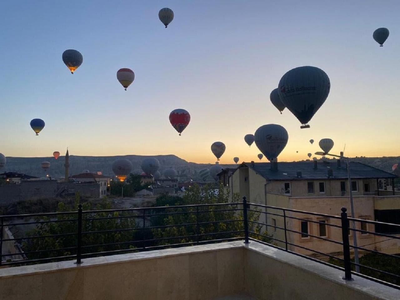 Rustic Caves - Image 4