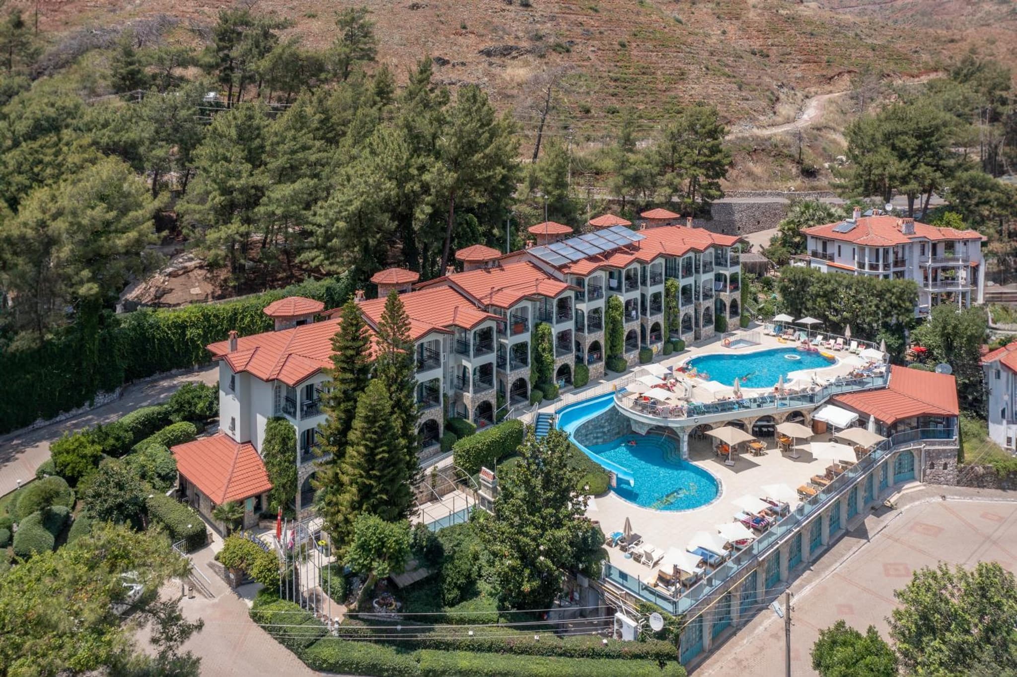 Club Aquarium - Image 1