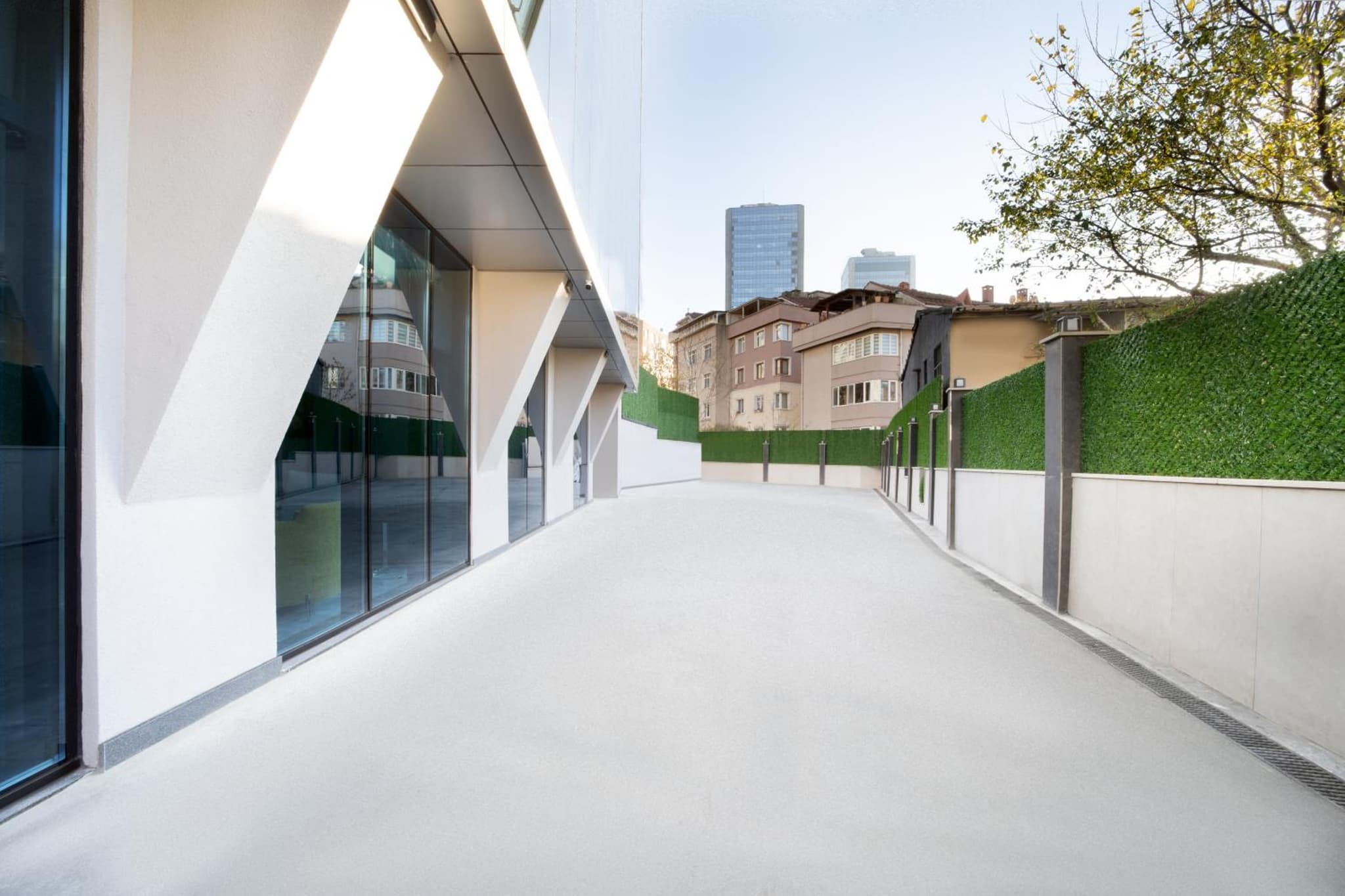 Nish Palace Beşiktaş - Image 3