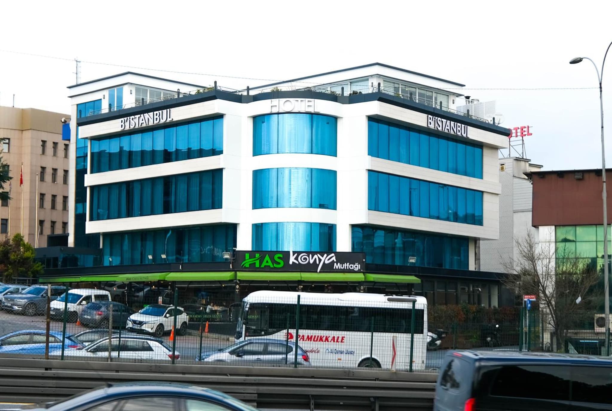 B'İSTANBUL OTEL - Image 1