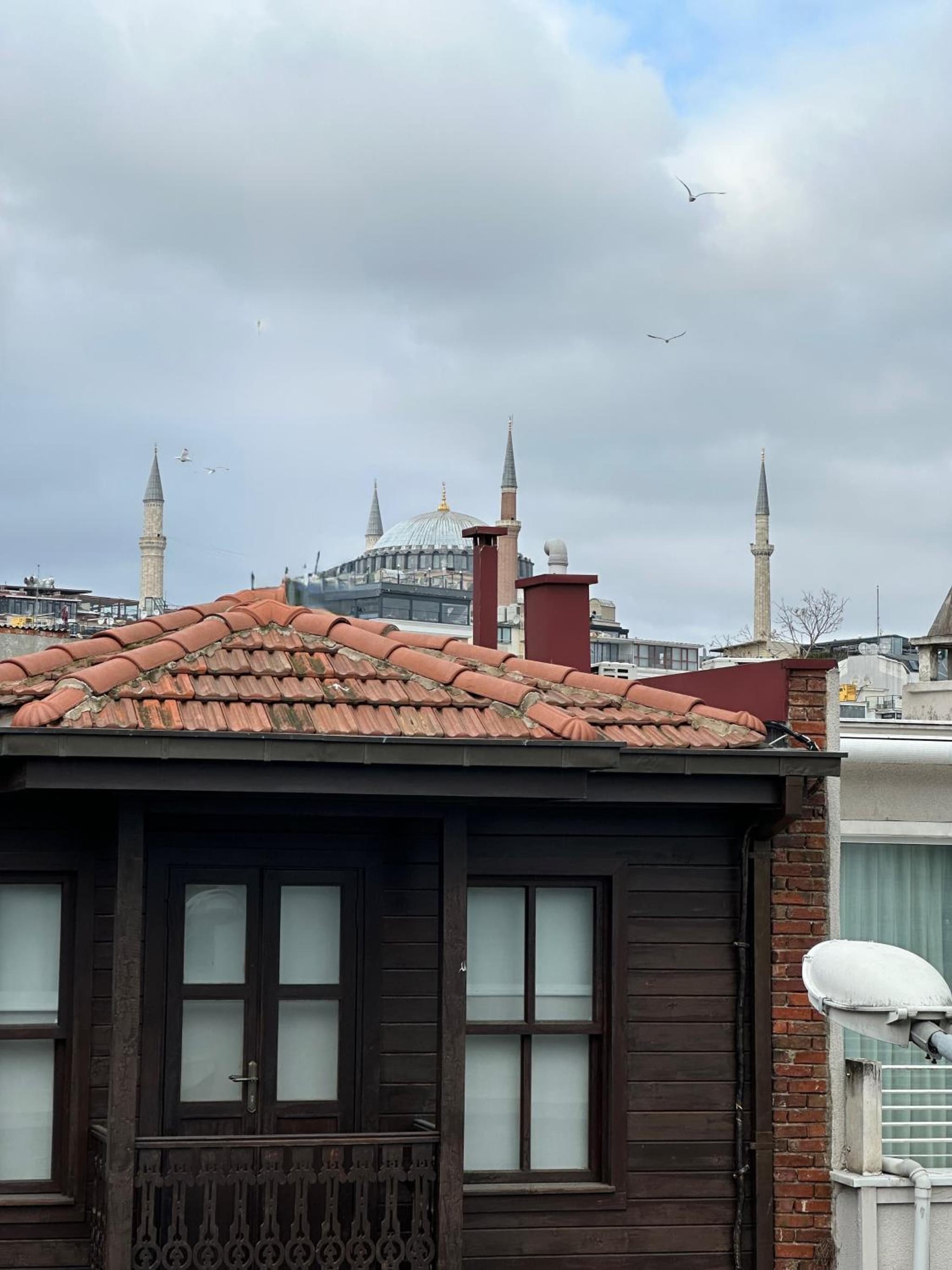 Kalyon Hotel Istanbul - Image 1