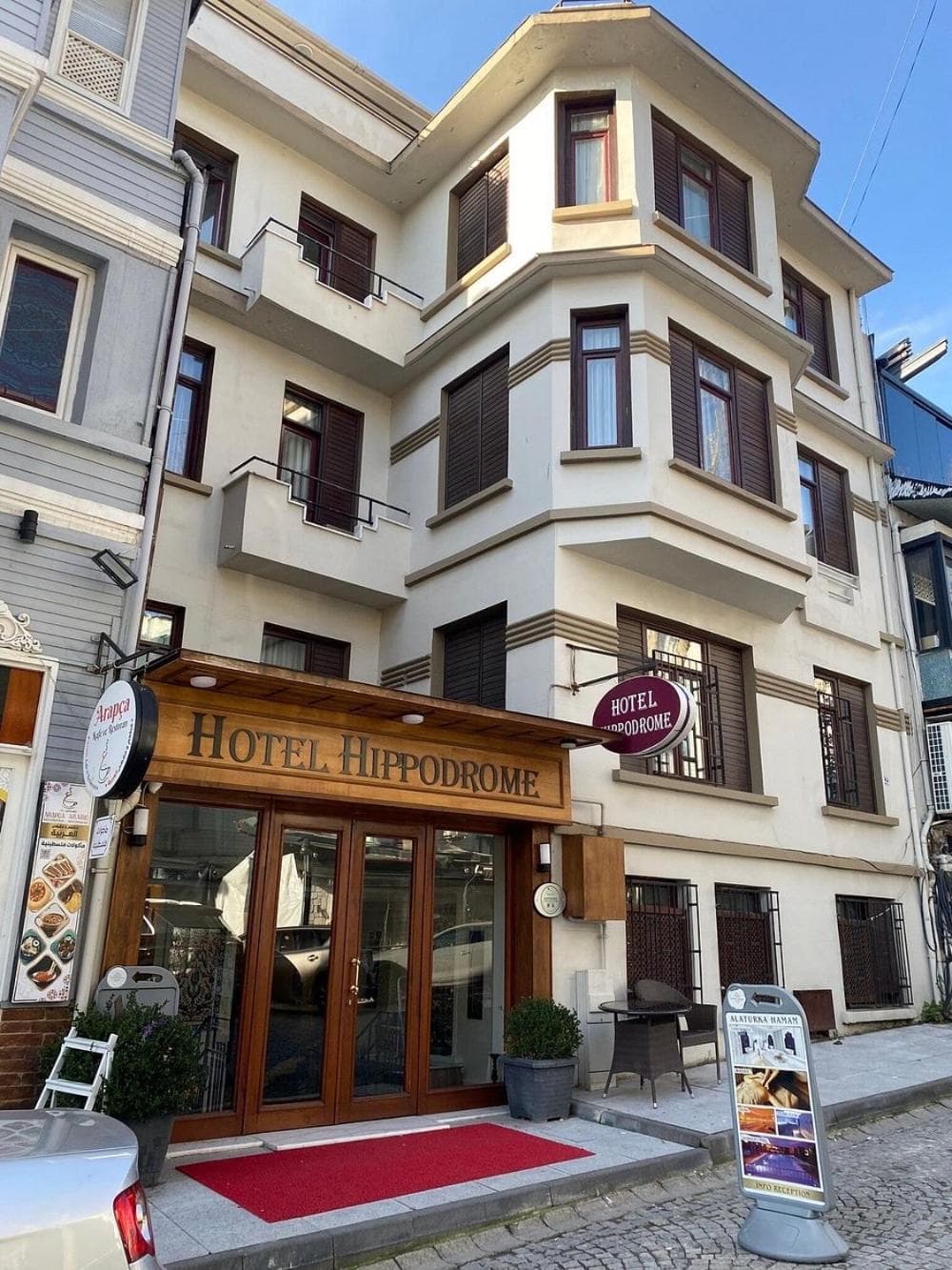 Hippodrome Otel - Image 1