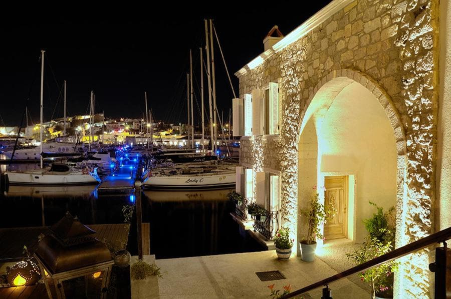 Cesme Marina Konukevi - Image 1