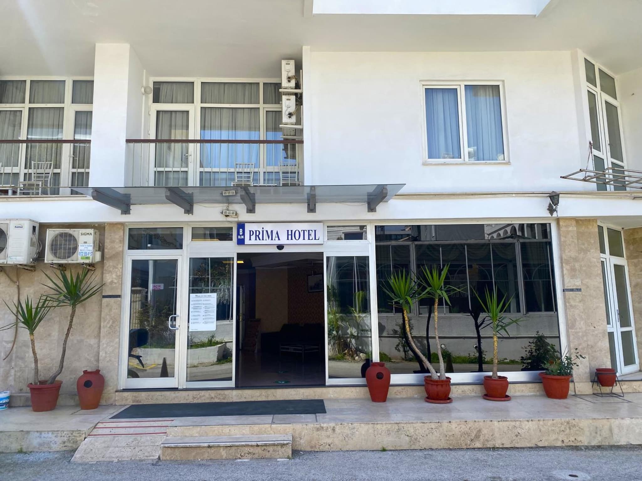 Prima Hotel - Image 3