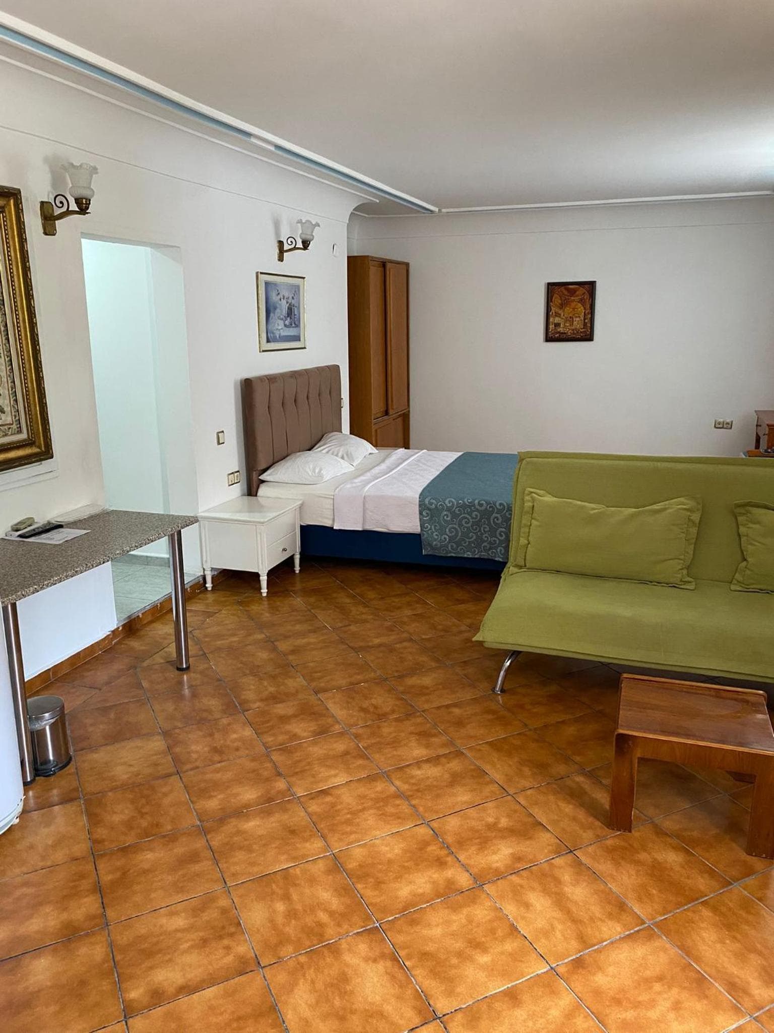 Urcu Hotel - Image 1