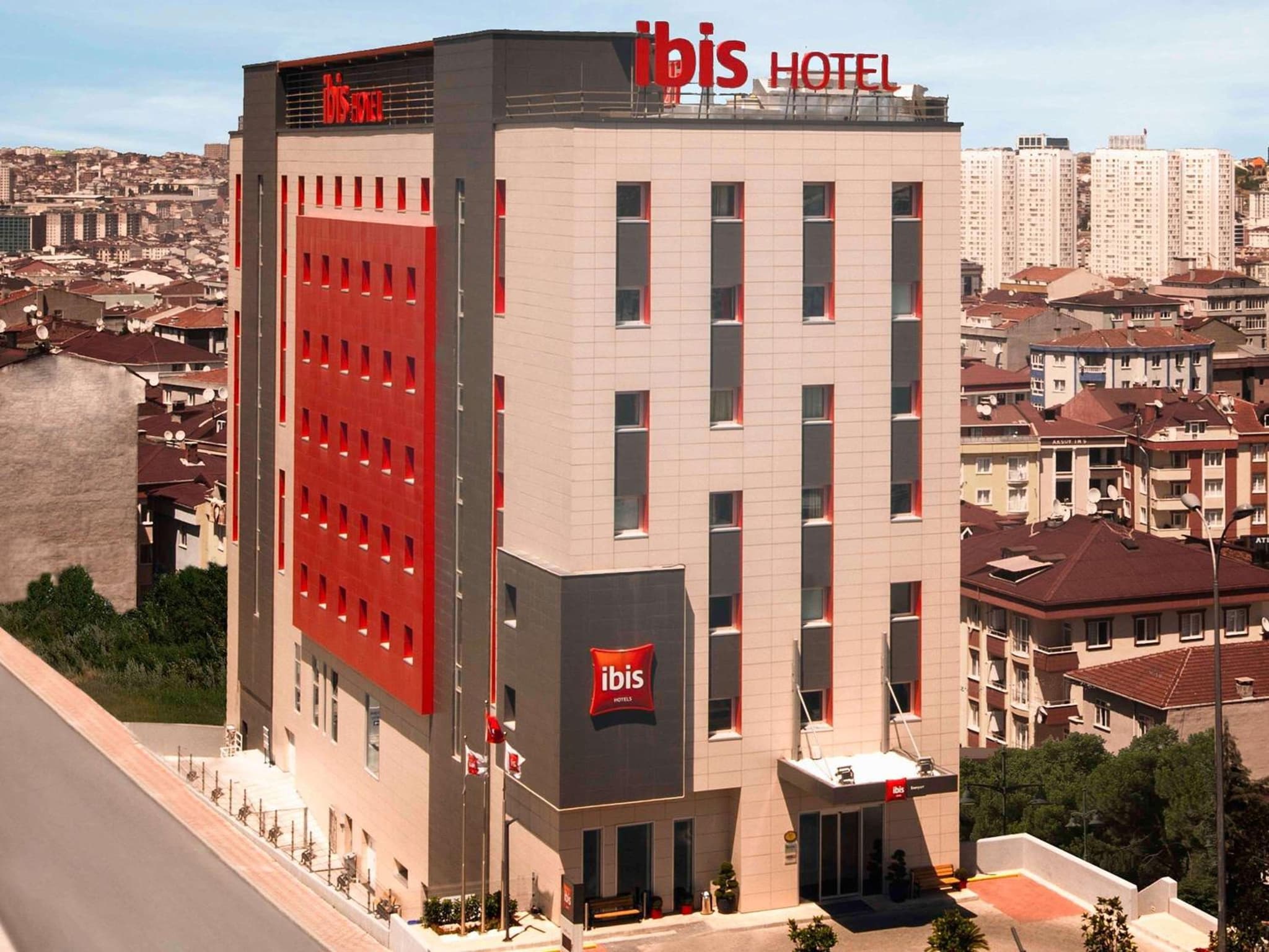 Ibis Istanbul Esenyurt - Image 1