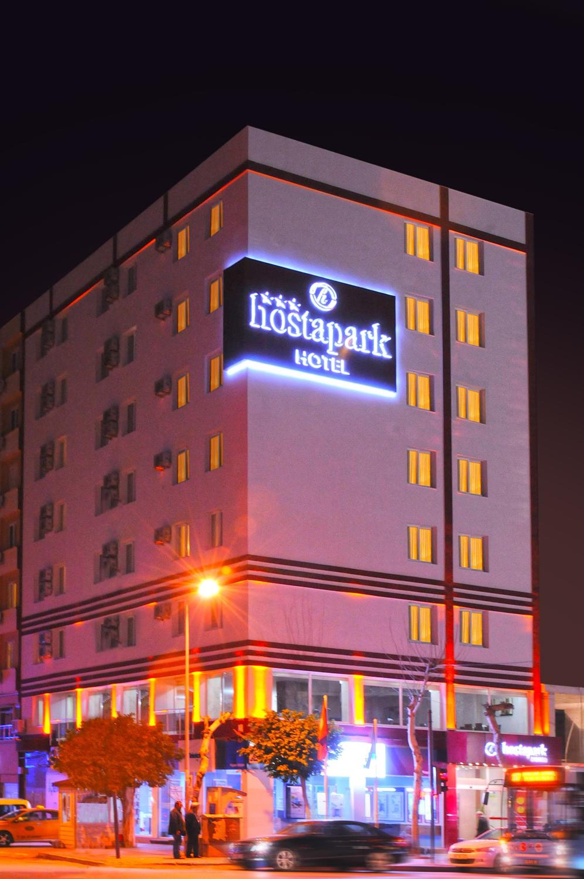 Hostapark Hotel - Image 1